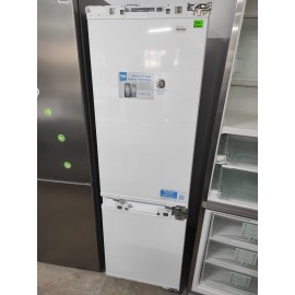 Холодильник Beko K56300NEB під забудову б/в з Німеччини