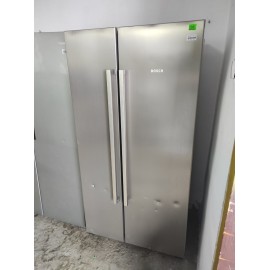 Холодильник Side&Side Bosch KAN56V40 б/в з Німеччини