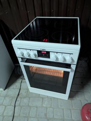 Електро плита AEG б/в 50см з Європи