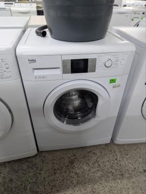 Пральна машина beko wmb71643pte 7кг з баком б/в